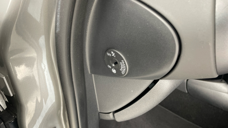 MINI Hatchback 1.5 Cooper Classic 3dr Auto Petrol Hatchback